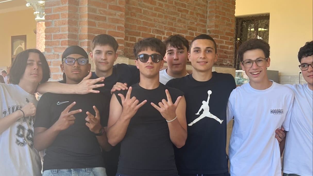Festa di Fine Anno 2026 🏫❤️